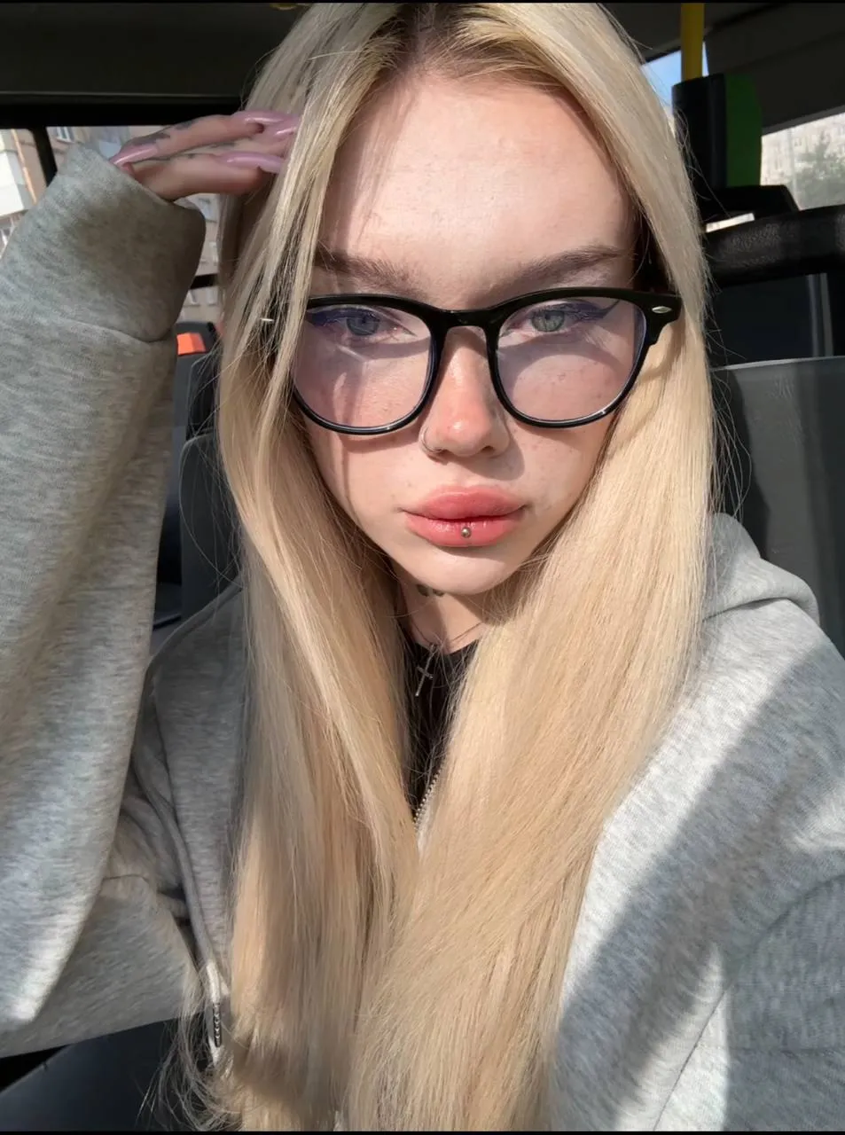 Thumbnail 0